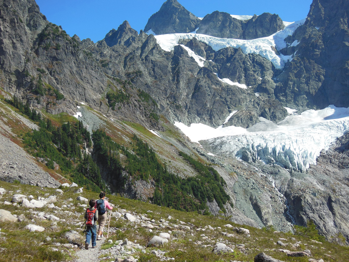 Approach to Mt. Shuksan